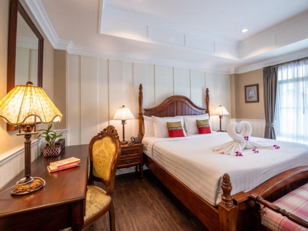 The Orchid House 153 : photo 3 de la chambre suite lit king-size avec balcon