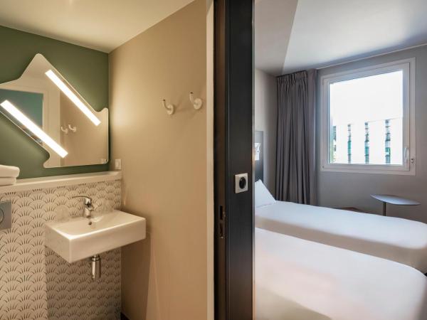 ibis budget Saint-Étienne Centre Gare Châteaucreux : photo 3 de la chambre chambre lits jumeaux