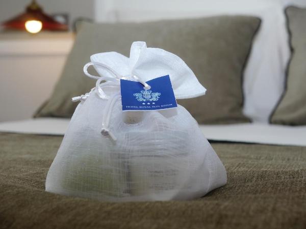 Hotel Royal Bon Repos : photo 5 de la chambre chambre double confort - vue sur baie et ville