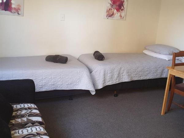 Camellia Court Family Motel : photo 5 de la chambre appartement 2 chambres (6 adultes)