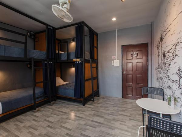 The Z Nite Hostel : photo 2 de la chambre lit superposé dans dortoir mixte