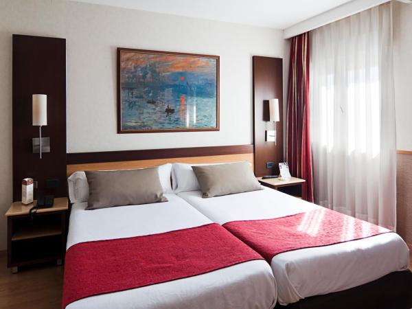 Catalonia Santa Justa : photo 3 de la chambre chambre double