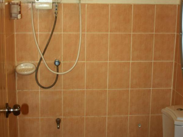 โรงแรมตีฆ้อง - Tri Gong Hotel : photo 2 de la chambre chambre lits jumeaux standard