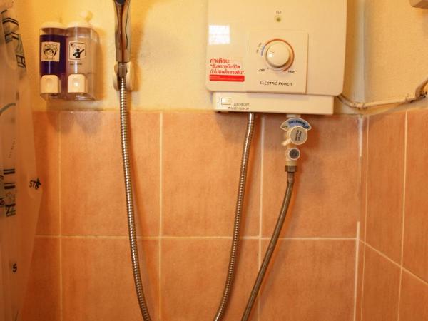 โรงแรมตีฆ้อง - Tri Gong Hotel : photo 9 de la chambre chambre triple supérieure