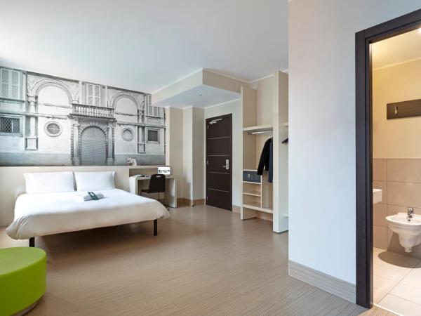 B&B Hotel Bergamo : photo 6 de la chambre chambre triple