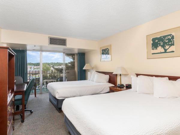 Satellite Hotel : photo 4 de la chambre chambre lit queen-size