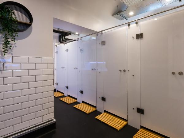 CoDE Pod - The CoURT - Edinburgh : photo 3 de la chambre capsule dans dortoir mixte de 6 lits