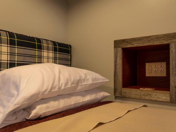 Hotel Broad Ripple : photo 3 de la chambre suite familiale