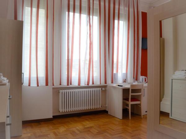 Palazzo Liberty BnB : photo 2 de la chambre chambre double deluxe (2 adultes + 1 enfant)