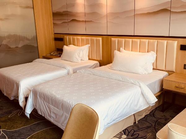 Metropolo Jinjiang Wuhan Optics Valley Science and Technology Exhibition Center : photo 5 de la chambre elegant business room