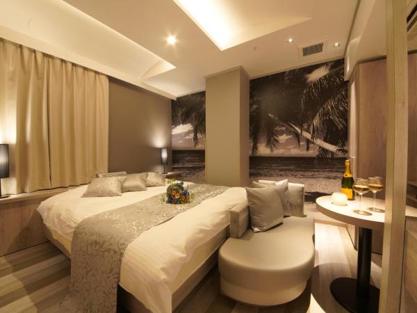 ルトゥール難波 RetourNANBA 男塾ホテルグループ : photo 5 de la chambre chambre double standard - arrivée 21h00