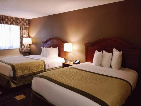 Baymont by Wyndham Indianapolis West : photo 3 de la chambre room with two full beds - non-smoking