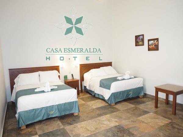 Casa Esmeralda Hotel : photo 9 de la chambre chambre lits jumeaux spacieuse
