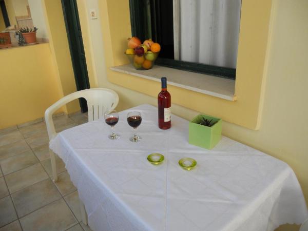 Aspri Petra Apartments : photo 7 de la chambre appartement 1 chambre