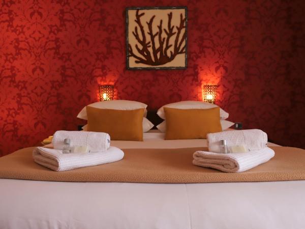 Hotel Des Tuileries : photo 9 de la chambre chambre double avec balcon