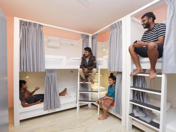 Woke HSR layout : photo 1 de la chambre lit dans dortoir de 8 lits