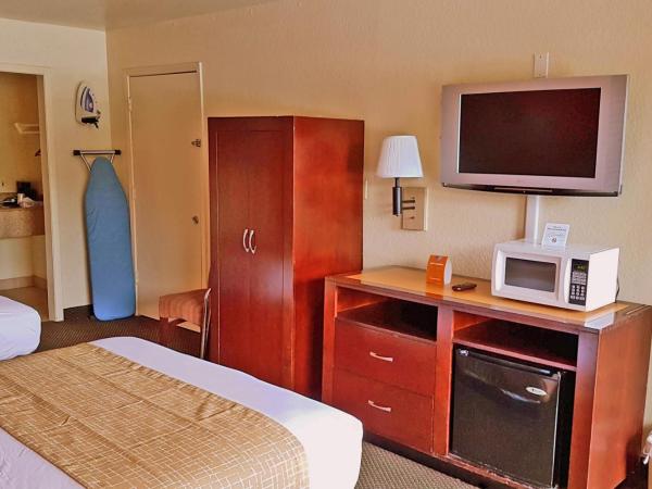 Travelodge by Wyndham Houston Hobby Airport : photo 1 de la chambre chambre 2 lits queen-size - non-fumeurs