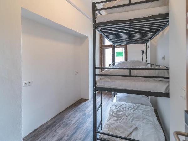 Hostel Orange : photo 6 de la chambre chambre triple Économique