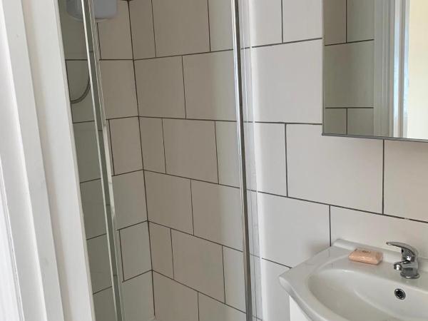 Gladstone Lodge Guest House : photo 7 de la chambre chambre double deluxe avec douche