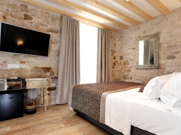 Villa Teuta : photo 1 de la chambre chambre supérieure lit queen-size