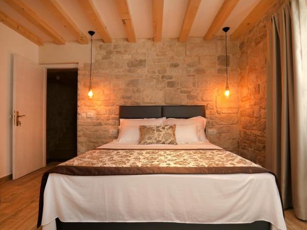 Villa Teuta : photo 2 de la chambre chambre lit king-size deluxe
