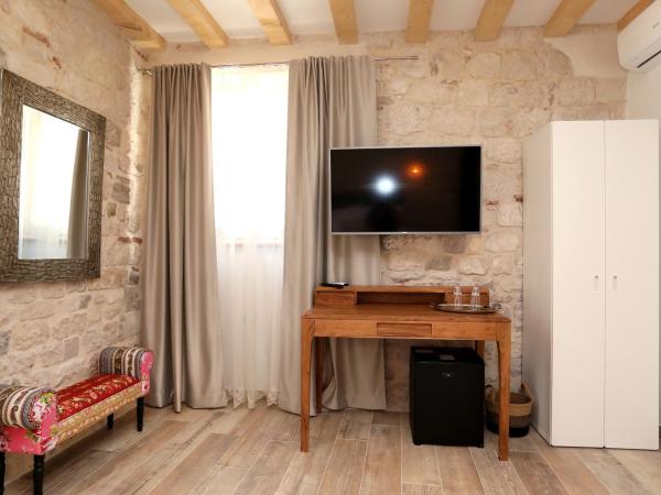 Villa Teuta : photo 4 de la chambre chambre double Économique