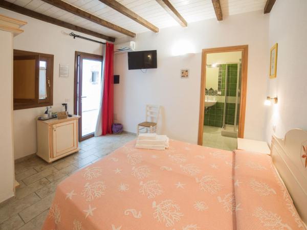 Olbia Domus Inn : photo 4 de la chambre chambre double