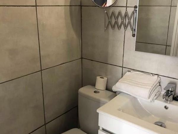 Hôtel Confort : photo 8 de la chambre chambre double standard