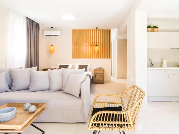 Calmare suites : photo 6 de la chambre superior suite -semi ground floor