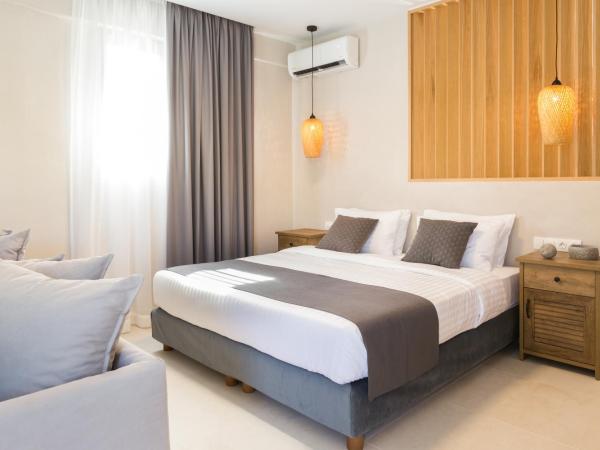 Calmare suites : photo 10 de la chambre superior suite -semi ground floor