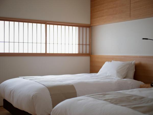 Kaminarimon Ryokan : photo 3 de la chambre suite avec terrasse