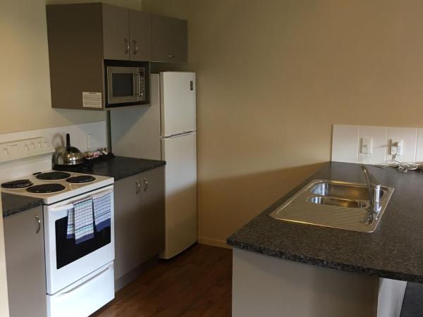 Woodlands Motels And Apartments : photo 6 de la chambre appartement 2 chambres rénové