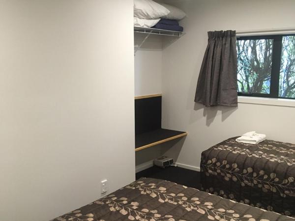 Woodlands Motels And Apartments : photo 9 de la chambre suite supérieure