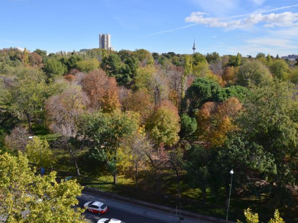 Petit Palace Savoy Alfonso XII : photo 2 de la chambre chambre double ou lits jumeaux - vue sur parc