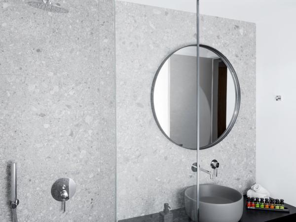 Azur Suites : photo 6 de la chambre suite - vue sur ville