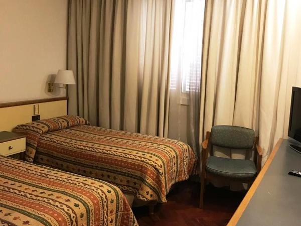 Hotel Cervantes : photo 8 de la chambre chambre double standard