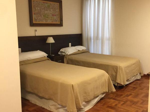 Hotel Cervantes : photo 1 de la chambre chambre double standard