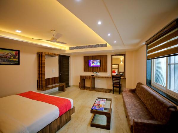 Hotel Moti Palace : photo 10 de la chambre grande chambre double ou lits jumeaux