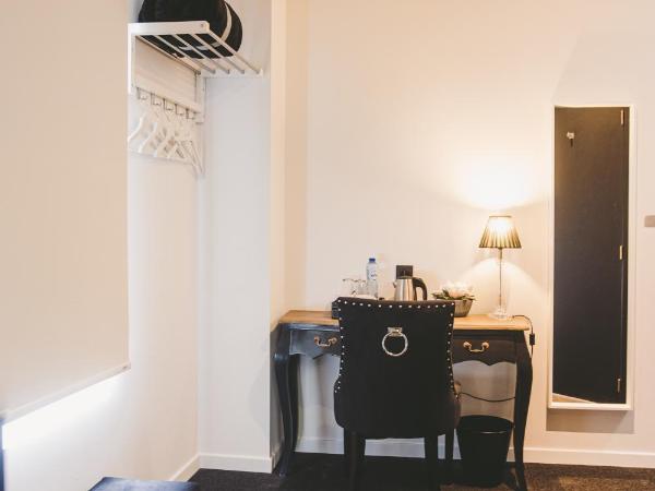 Hôtel Hors-Château - Liège Centre Historique : photo 6 de la chambre chambre double standard