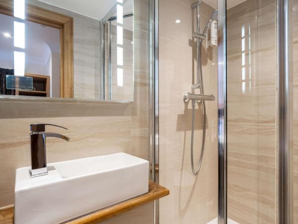 Comfort Inn Hyde Park : photo 2 de la chambre chambre lit queen-size - non-fumeurs