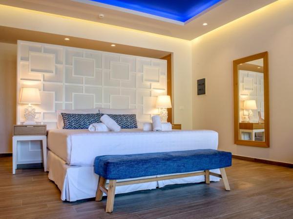 Villaggio Boutique Hotel Hersonissos - Adults Only : photo 4 de la chambre suite junior avec piscine privée