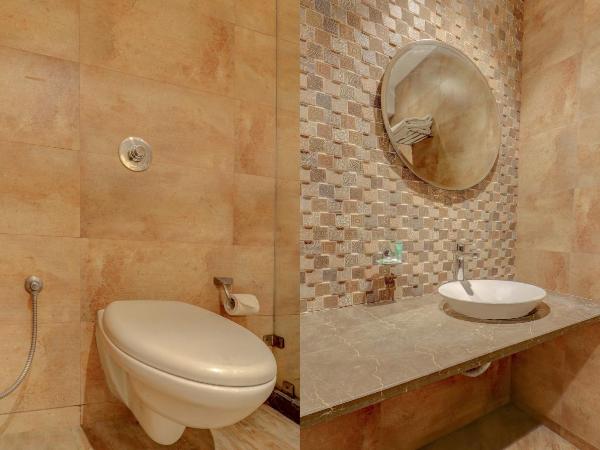 Treebo Radhe Palace : photo 8 de la chambre chambre double supérieure [assainie]