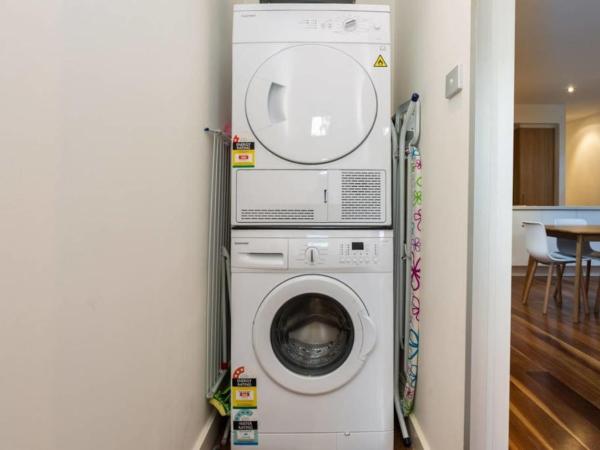 Bradman Modern Style a Walk to MCG, Swan St, CBD : photo 10 de la chambre maison 2 chambres