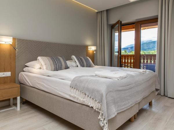 Royal Hill Residence : photo 4 de la chambre studio avec balcon