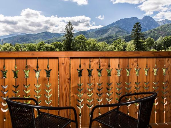 Royal Hill Residence : photo 7 de la chambre studio avec balcon