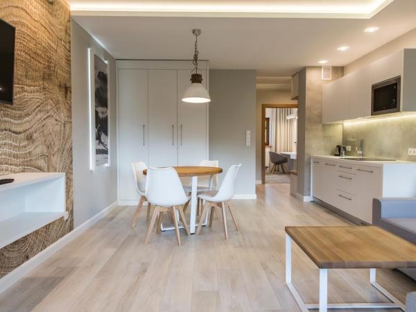 Royal Hill Residence : photo 8 de la chambre studio avec vue sur la montagne