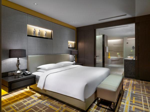 Hyatt Regency Tianjin East : photo 1 de la chambre suite lit king-size