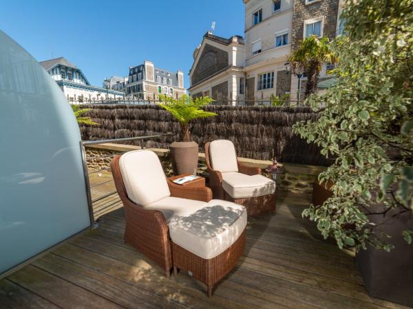 Royal Emeraude Hotel Dinard - MGallery Collection : photo 6 de la chambre chambre double supérieure