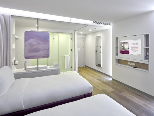 YOTEL Istanbul Airport, City Entrance : photo 3 de la chambre chambre lits jumeaux premium plus