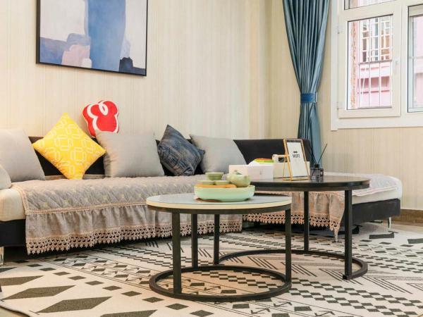 Xi'an lianhu·huiminjie.zhonggulou : photo 1 de la chambre appartement avec balcon